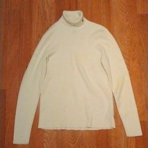 A white long sleeve shirt